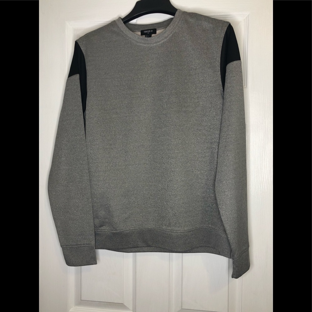 Crewneck sweatshirt